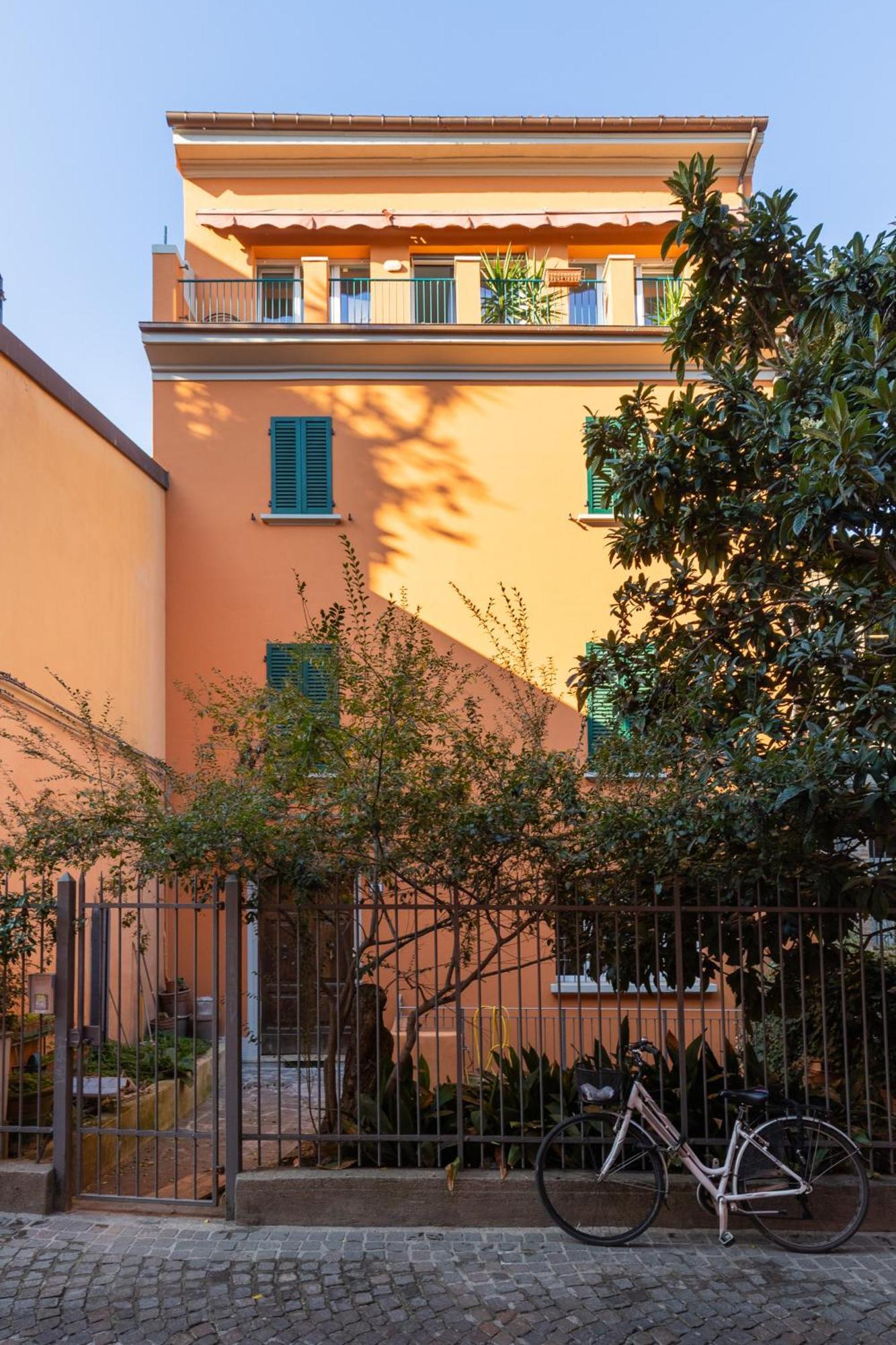 Capo Di Lucca White Apartments By Wonderful Italy Болонья Экстерьер фото